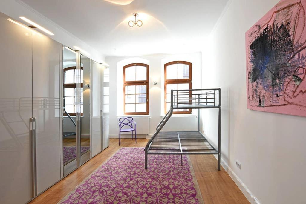 6,5 Luxury Room Apartment - Central Zwickau - 3 Bedrooms - 2 Bathrooms Екстер'єр фото