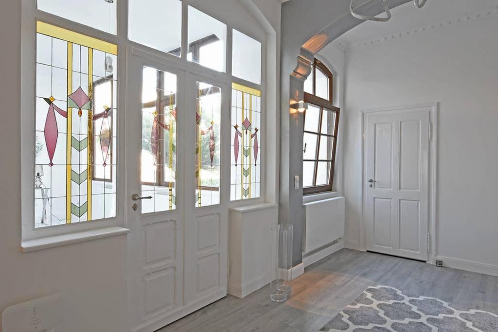 6,5 Luxury Room Apartment - Central Zwickau - 3 Bedrooms - 2 Bathrooms Екстер'єр фото
