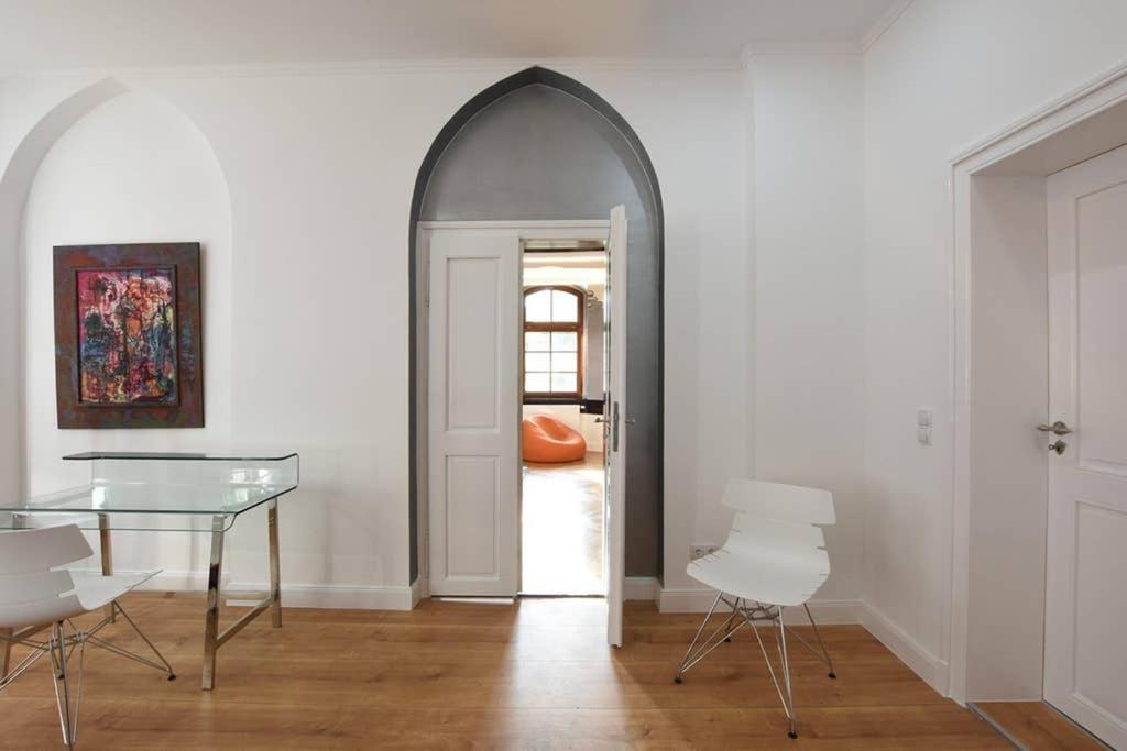6,5 Luxury Room Apartment - Central Zwickau - 3 Bedrooms - 2 Bathrooms Екстер'єр фото